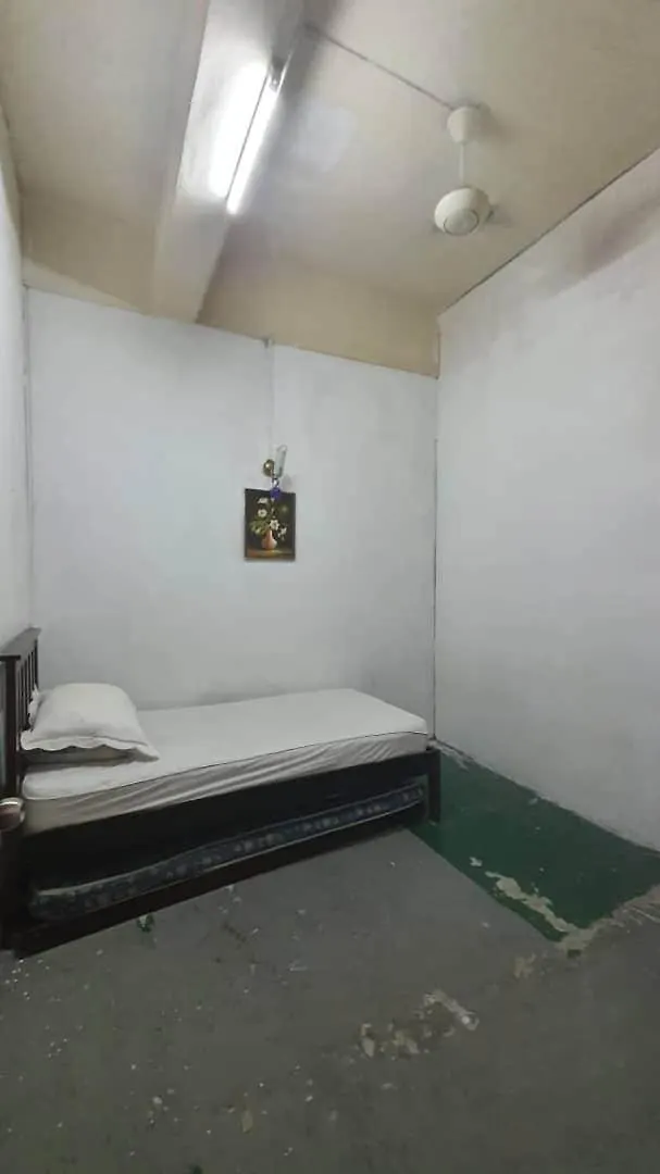 Spot On 90836 Penginapan Almera Inanam 2*,  Malaysia
