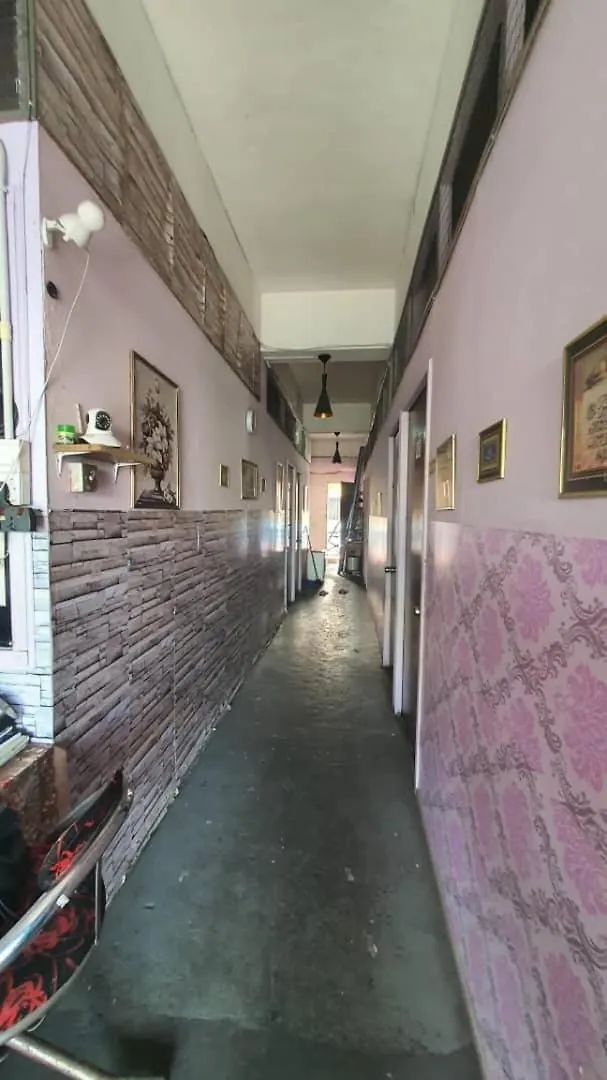 ** Hotel Spot On 90836 Penginapan Almera Inanam Malaysia